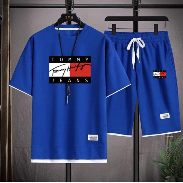 Completo Estivo Uomo Tommy Hilfiger – T-Shirt + Shorts Casual - immagine 4